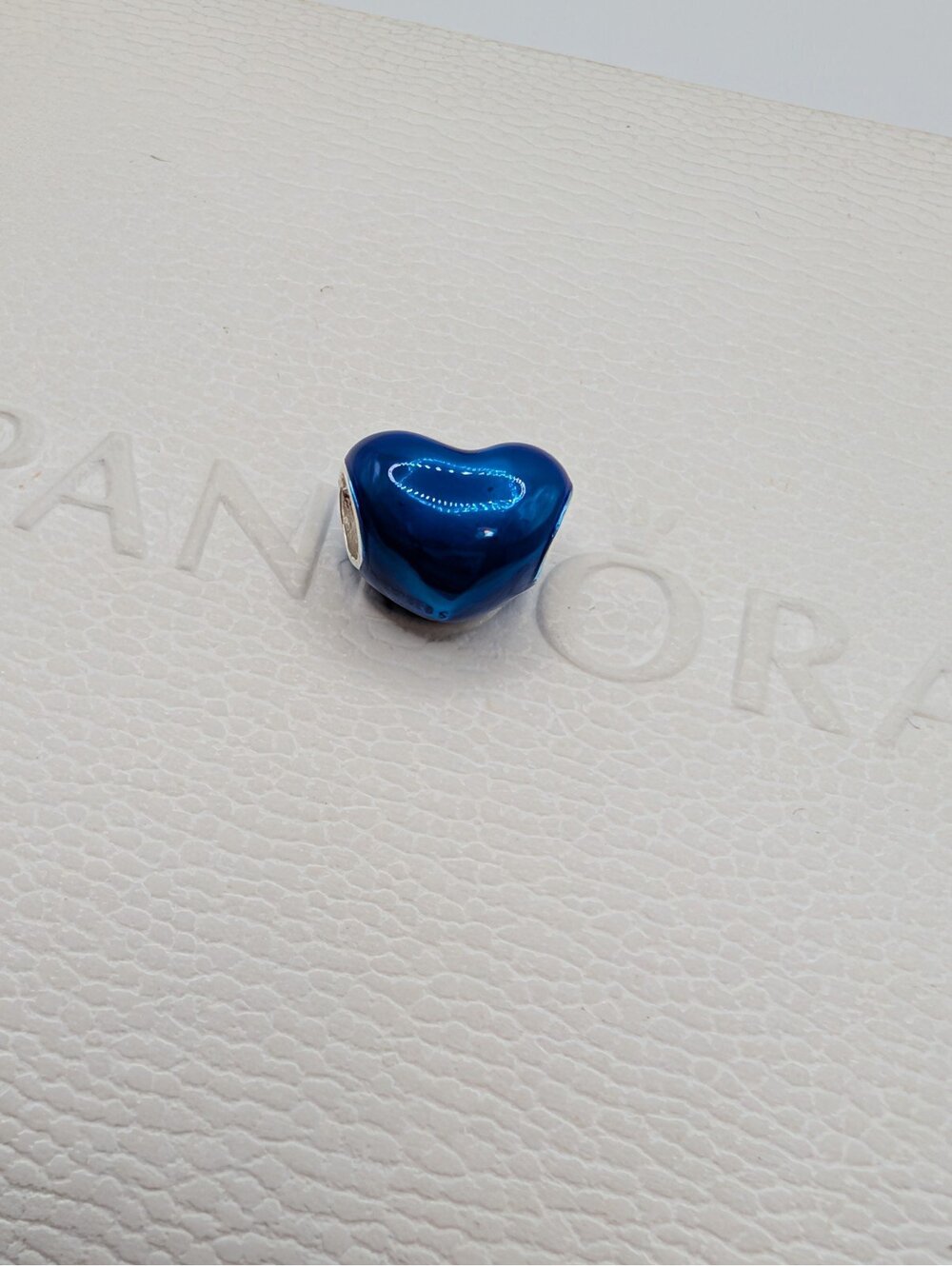 Pandora charm pendant ale blue heart